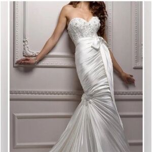 🪞 NEW Maggie soterro designs flower crystal corset bridal satin dress gown